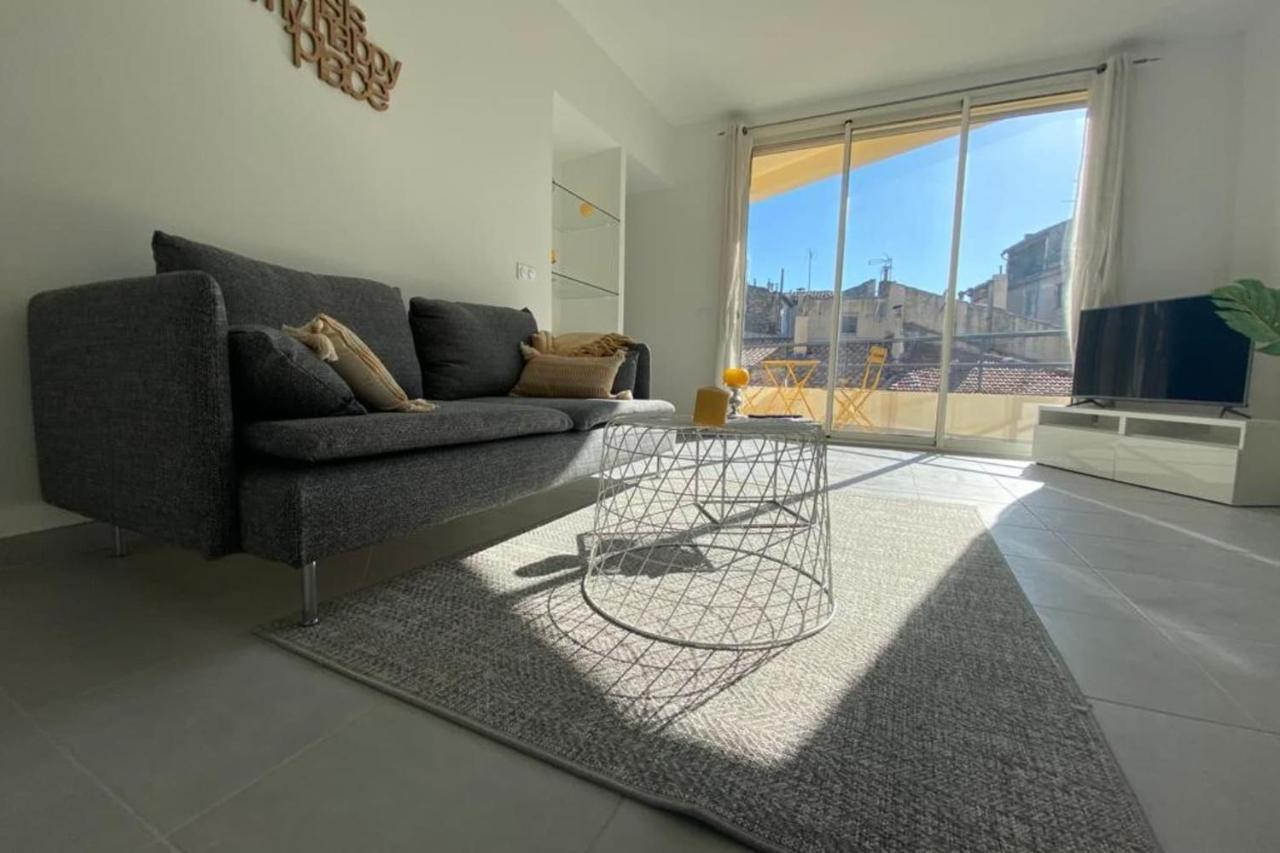 Apartment Le Sunshine - Terrasse Et Clim Nimes